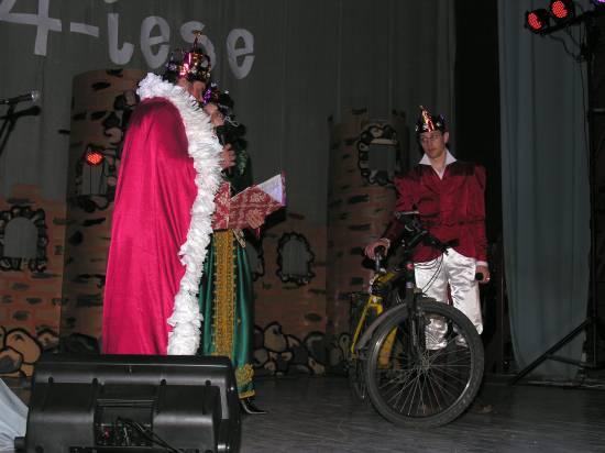 Keturiese - 02